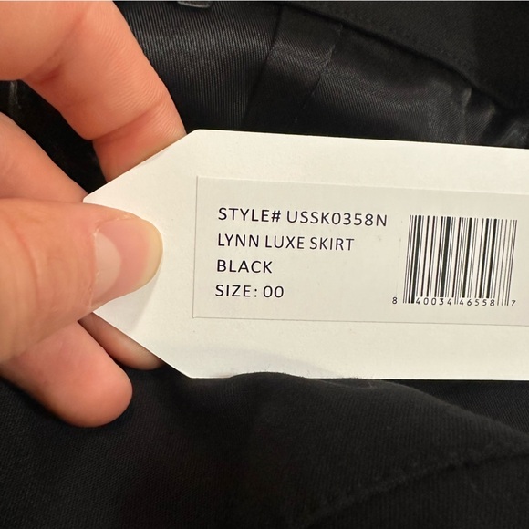 Universal standard Lynn luxe pencil skirt black - Picture 3 of 3